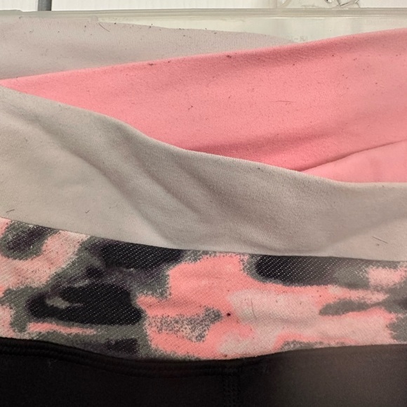 Set of three Lululemon leggings - Picture 6 of 9